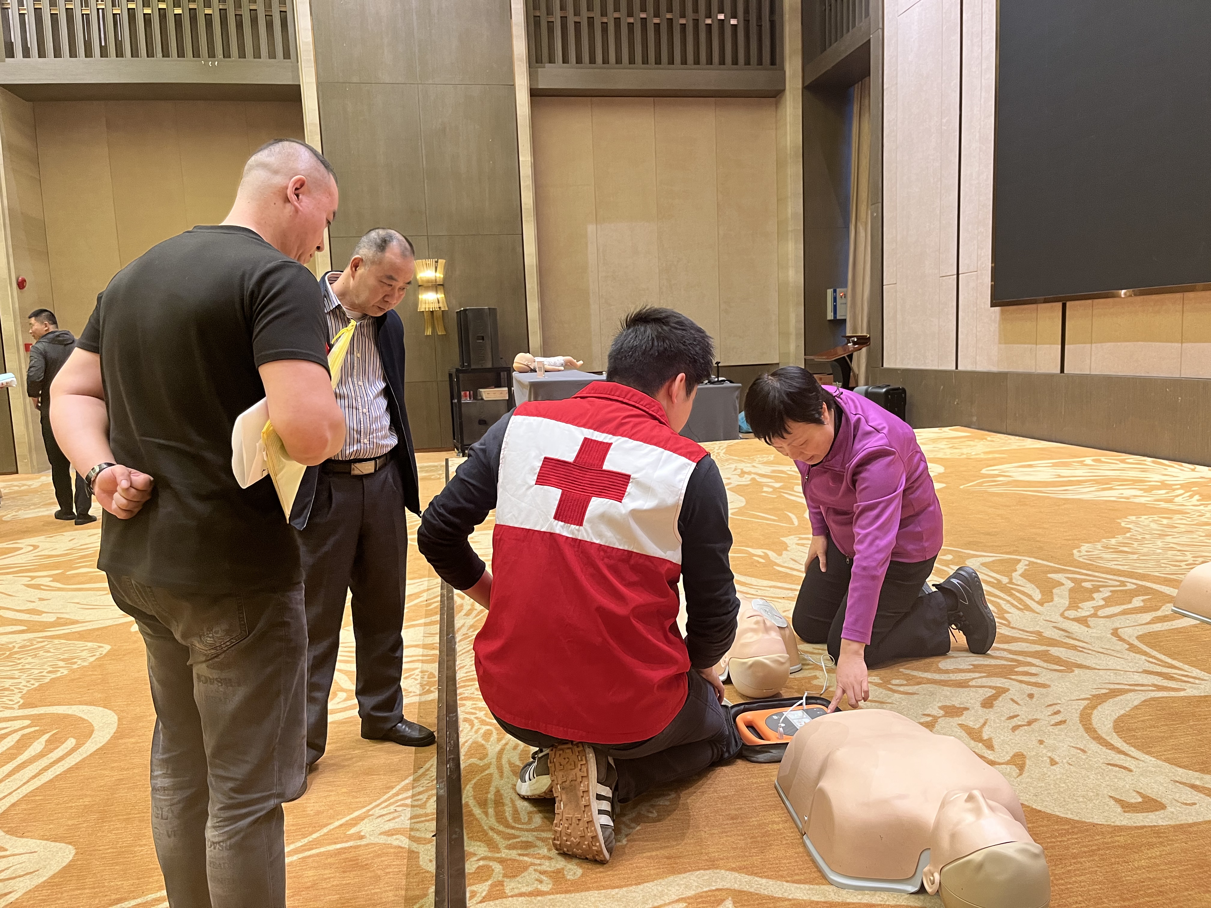 1734070663450743.jpg 5f95f343055be965fff06456e9b12e2.jpg